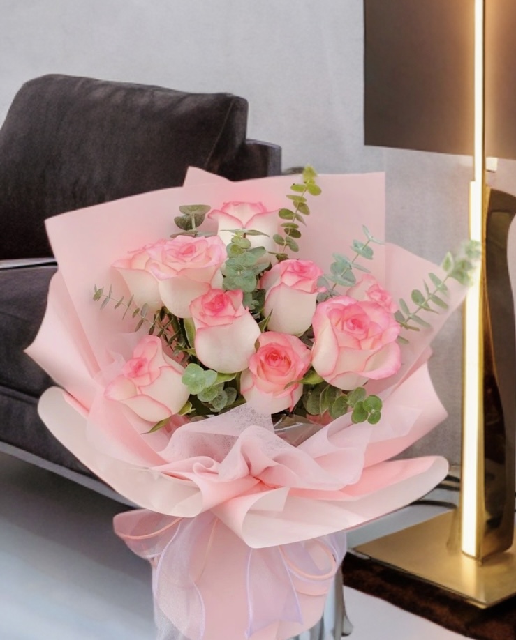 Ecuadorian Roses — Design 4