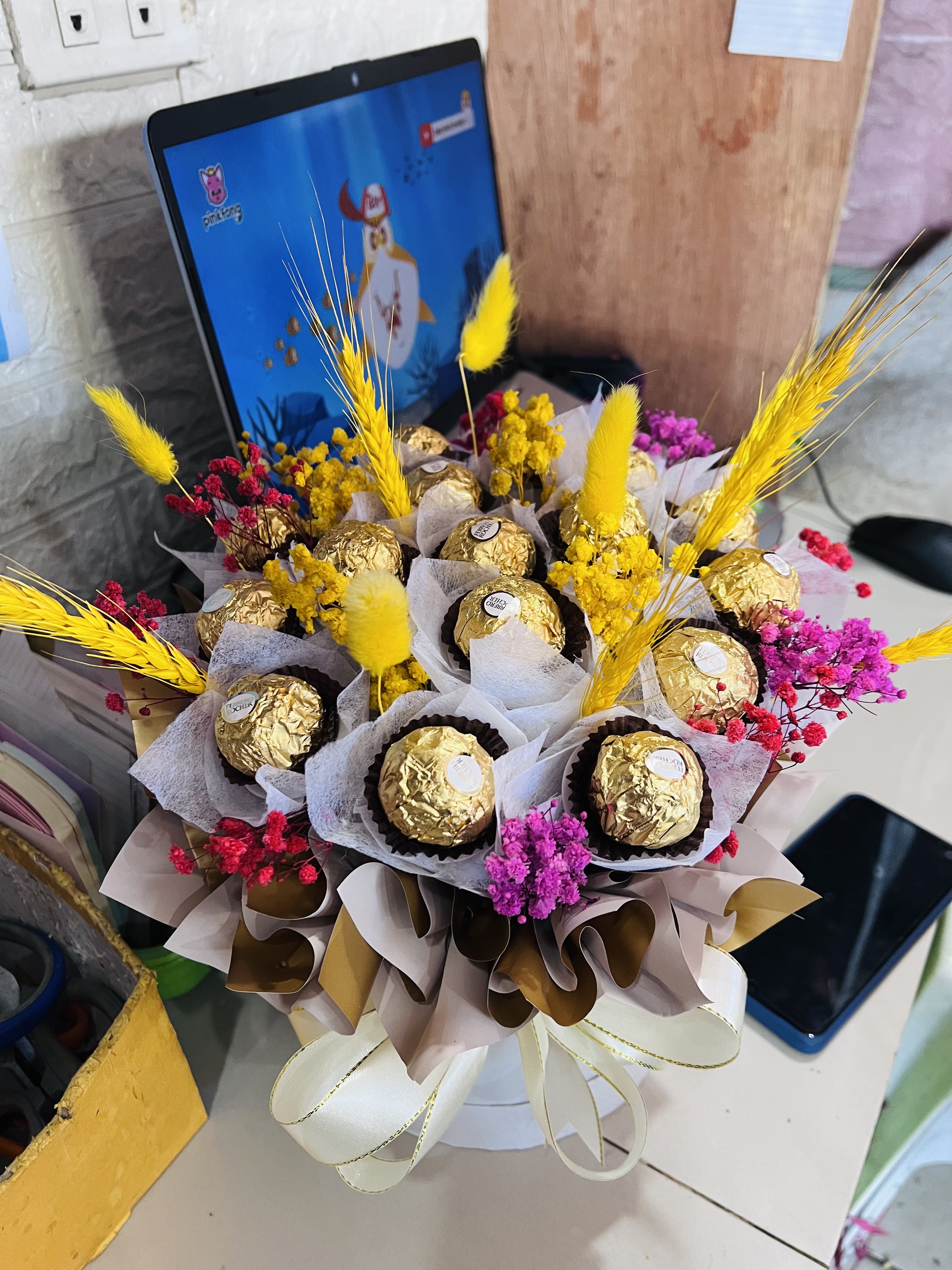 Chocolate Bouquet — Design 6