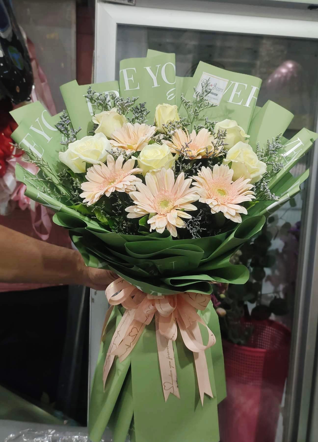 Gerbera / Carnation