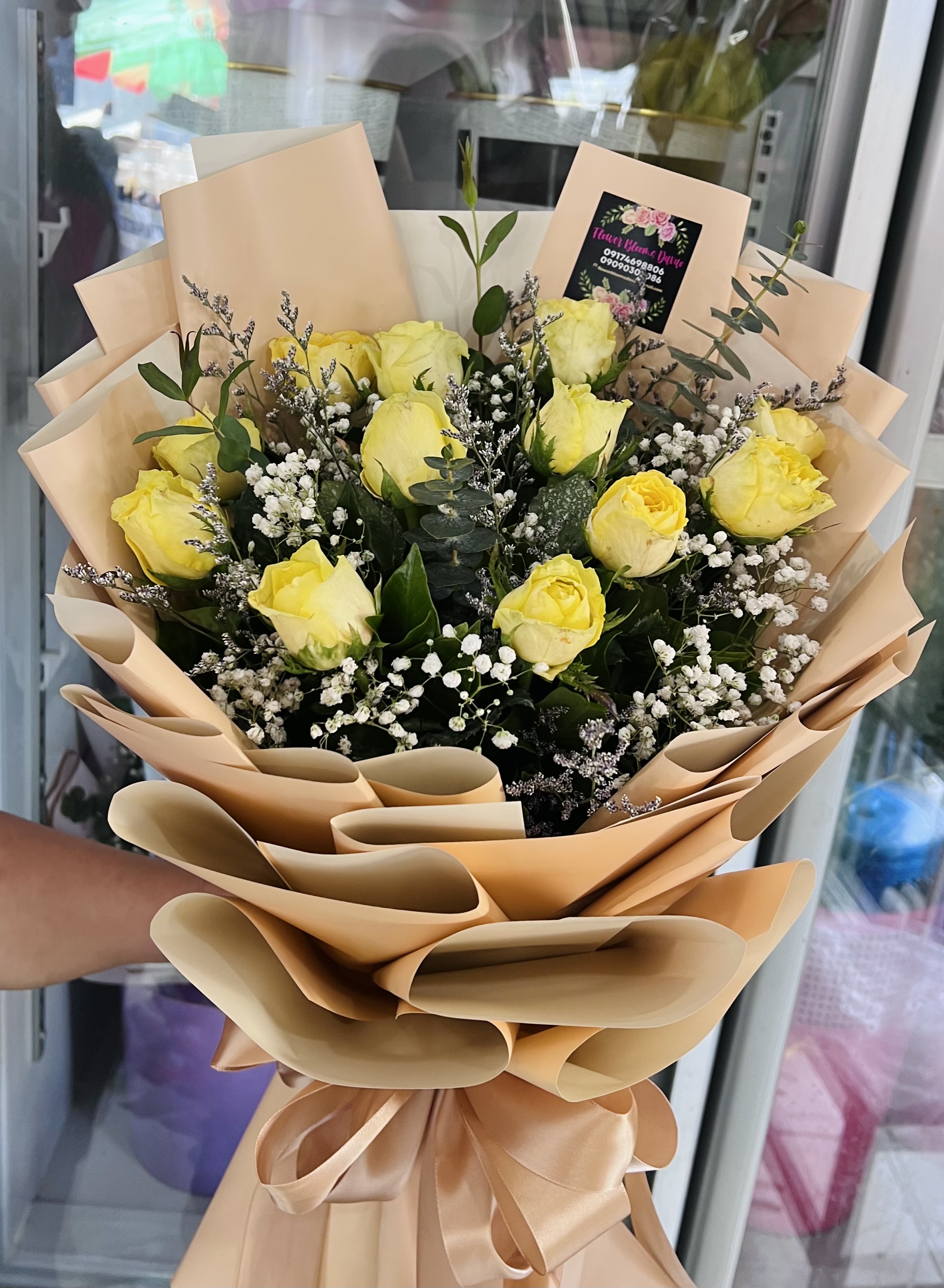 Yellow theme Roses bouquet — Design 7