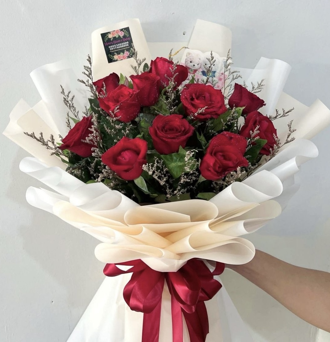 Red roses bouquet — Design 8