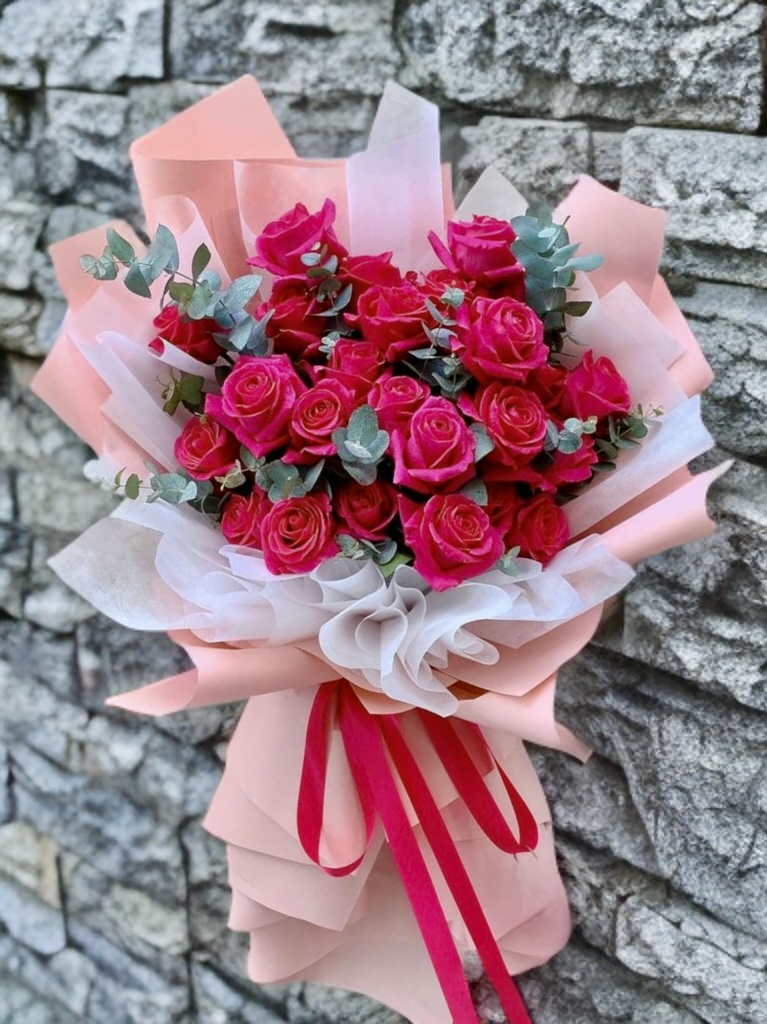 Ecuadorian Roses — Design 7