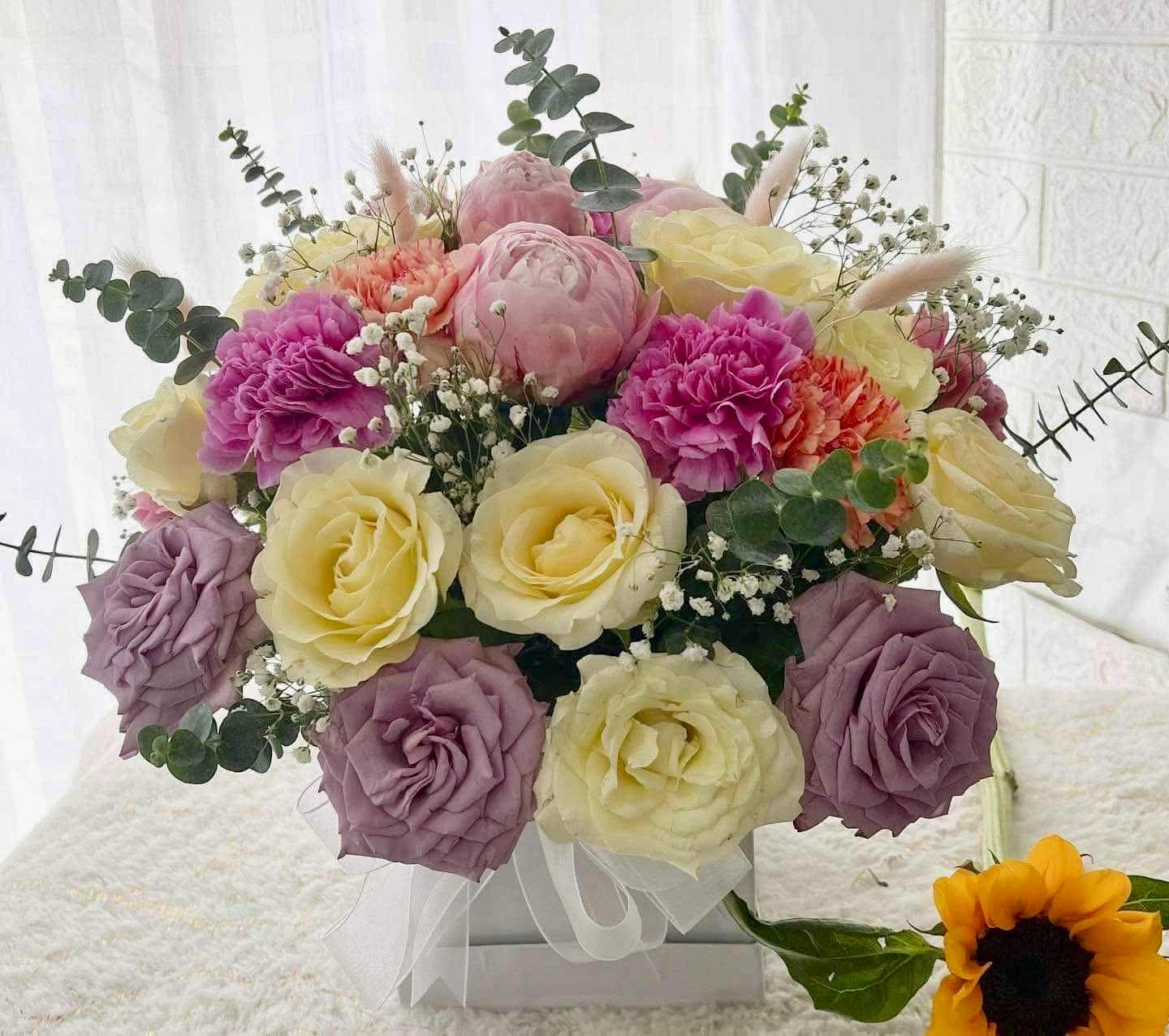 Premium flower in a box photo 3